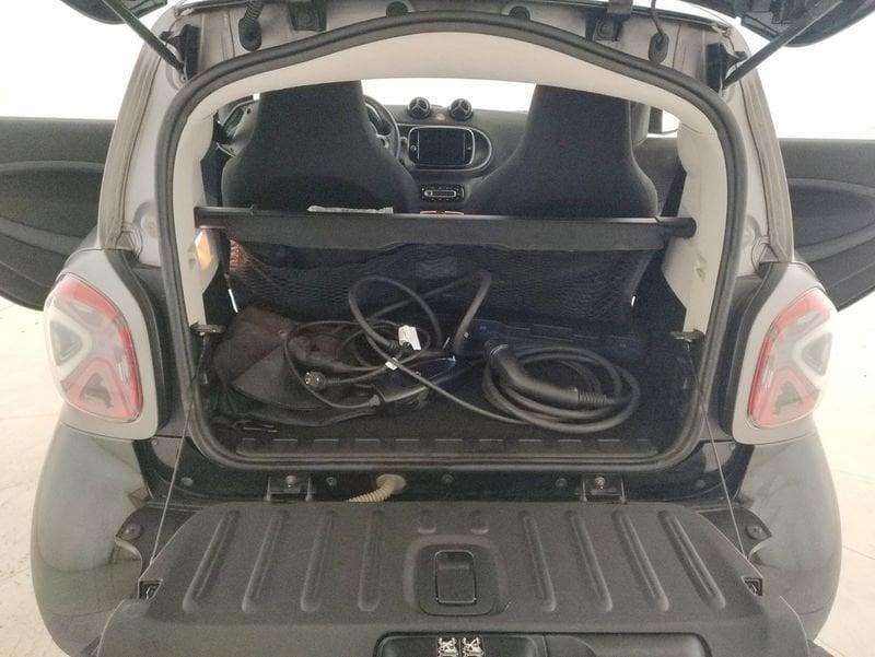 smart fortwo eq Passion 4,6kW