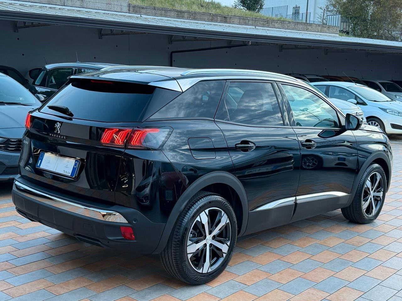 Peugeot 3008 1.5 BLUEHDI 130 cv. AT8 ALLURE PACK (Nav)