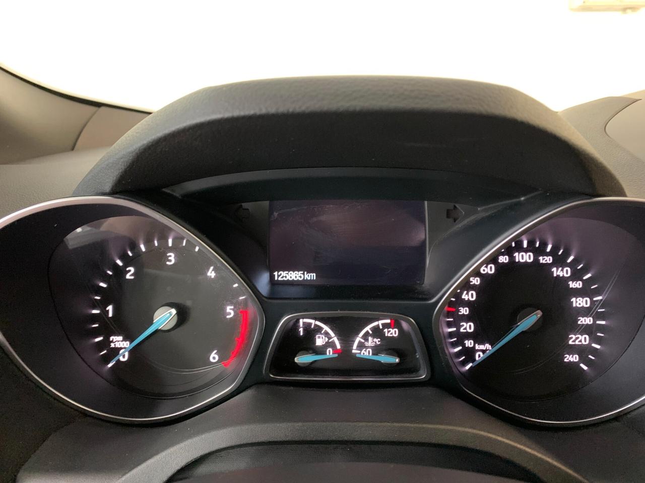 Ford Kuga 1.5 TDCI 120 CV S&S 2WD ST-Line