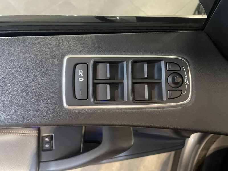 Jaguar F-Pace 3.0d V6 300 CV AWD aut. First Edition
