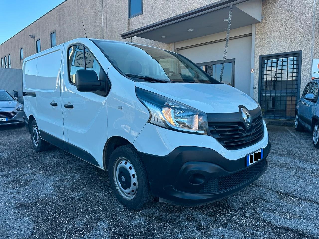 Renault Trafic 1.6 dci 125cv L1H1