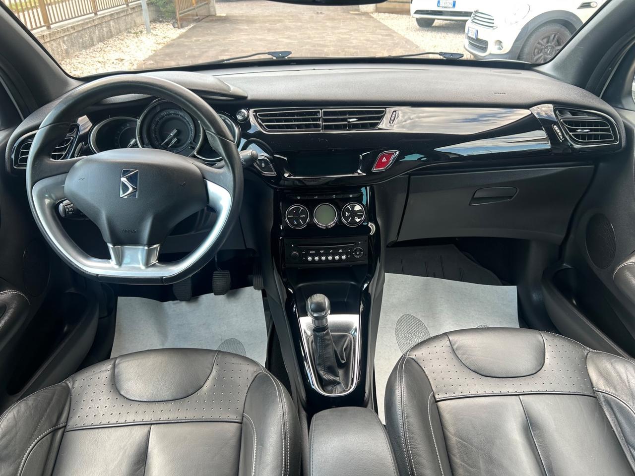 DS DS3 - 2015 1.2 82 cv 138.000 KM