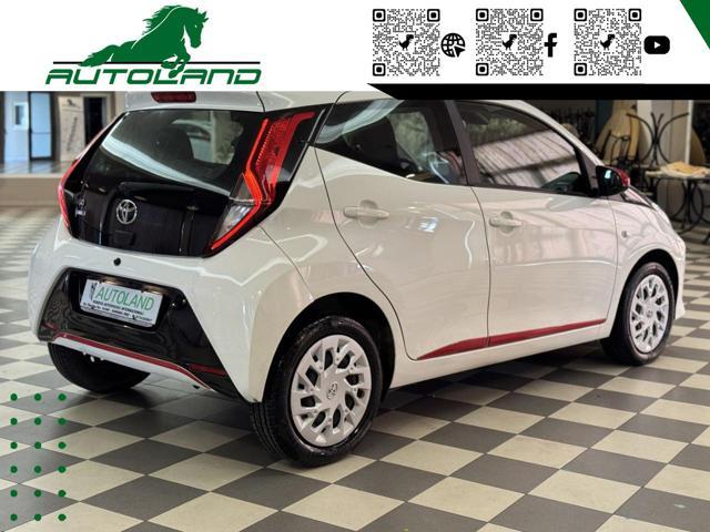 TOYOTA Aygo Connect 1.0 5 porte x-play