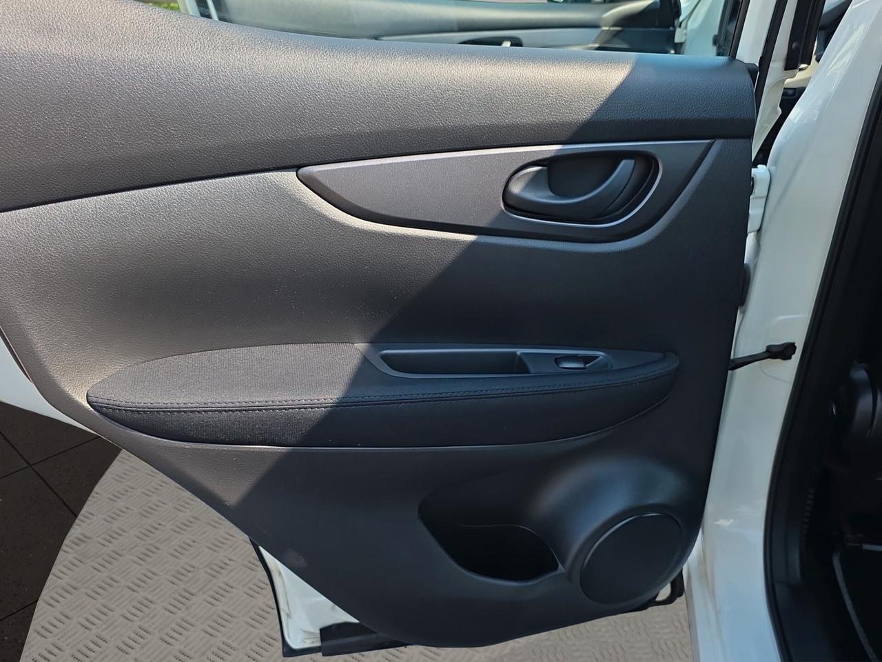 Nissan Qashqai 1.5 dCi Visia NEOPATENTATI OK
