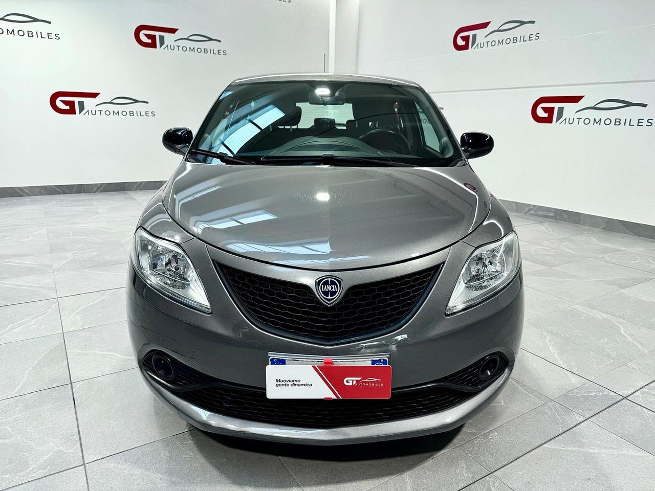 Lancia Ypsilon 1.2 69 CV 5 porte Gold