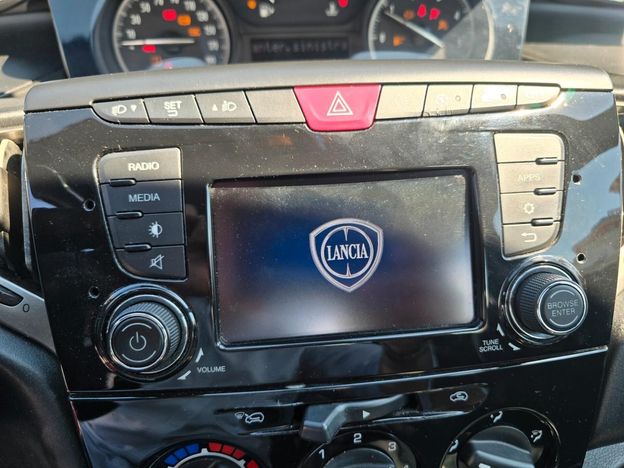 Lancia Ypsilon 1.3 MJT 95 CV 5 porte S&S Platinum
