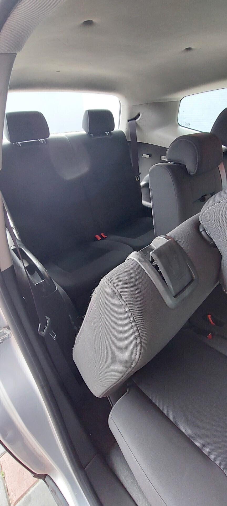 CHEVROLET ORLANDO 2,0 DIESEL 163 CV- 7 POSTI NAVIGATORE TELEFONO SENSORI CRUISE IMPECCABILE