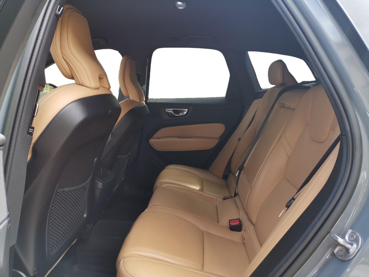 VOLVO XC60 II - XC60 N1 2.0 B4 d Ultimate Dark awd auto