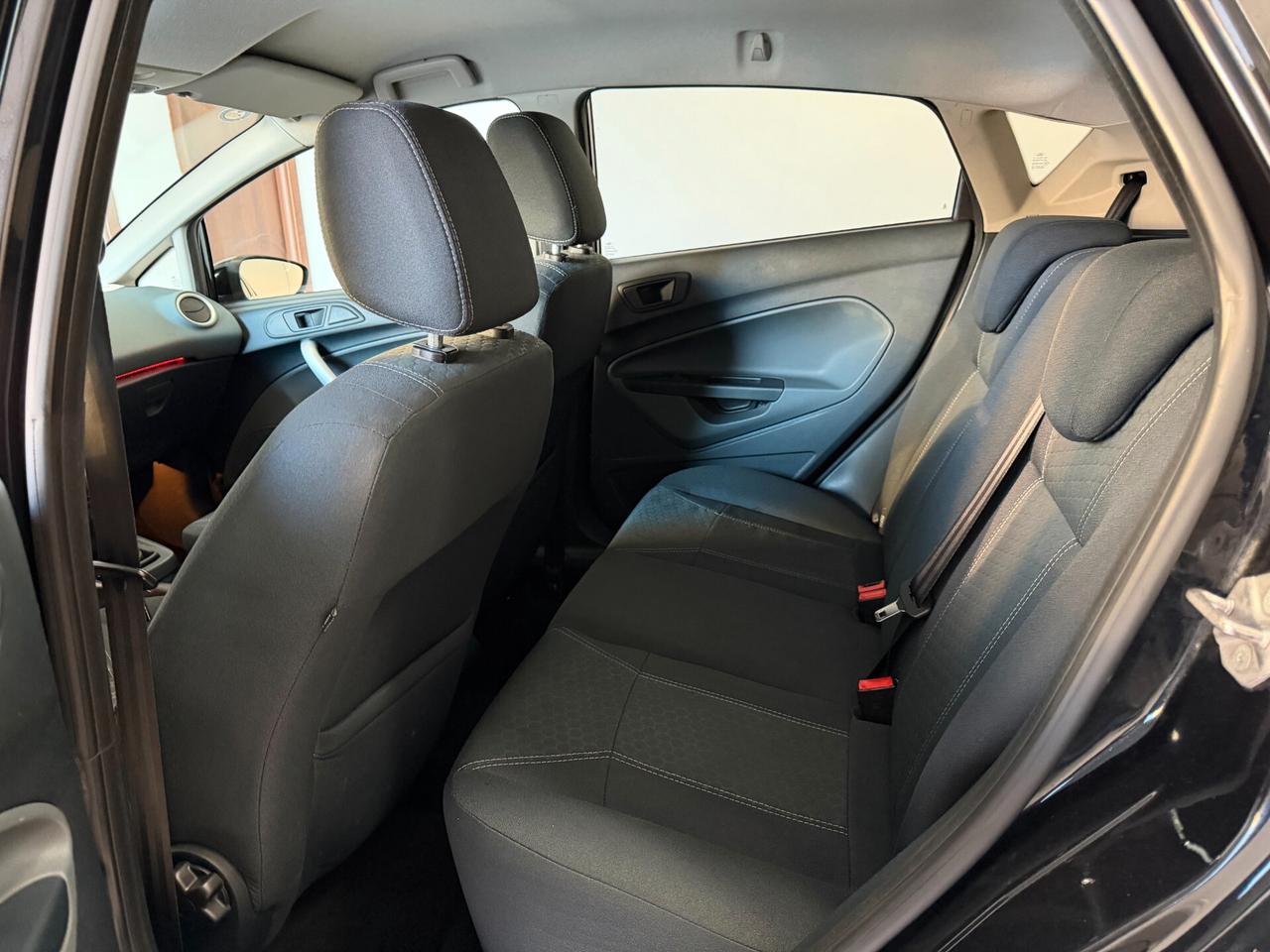 Ford Fiesta 1.4 TDCi 5p. Titanium