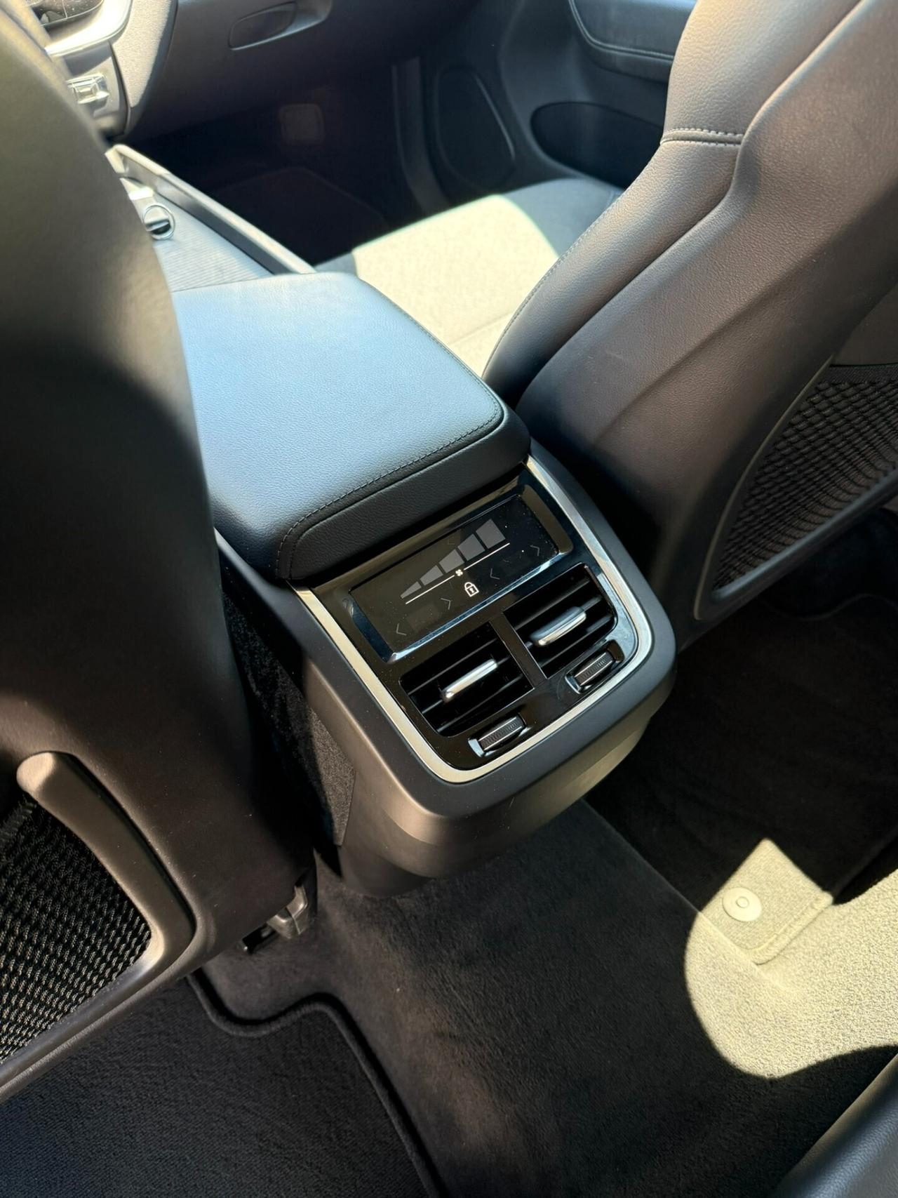 Volvo XC 60 D4 AWD Geartronic Inscription