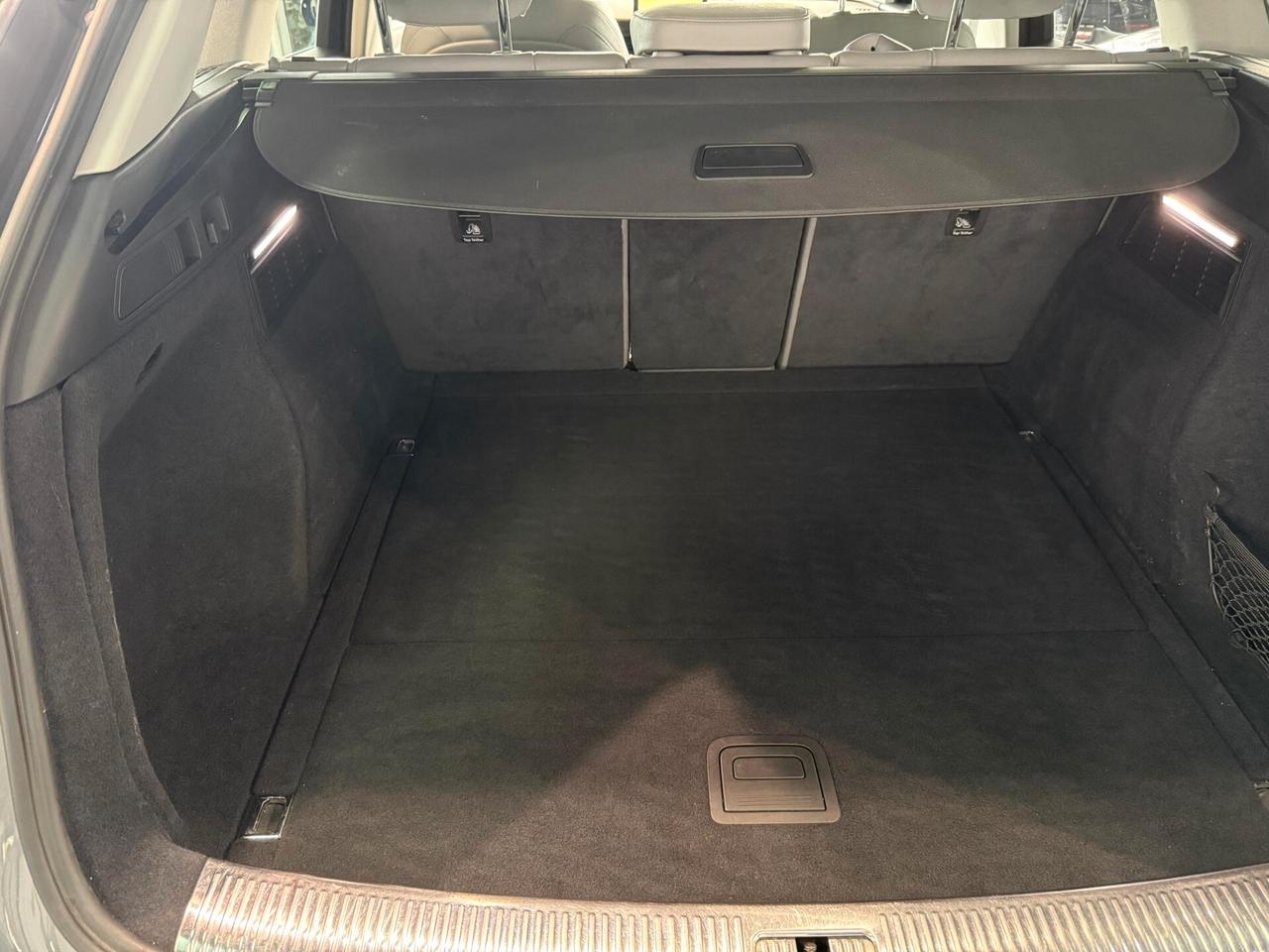 Audi Q5 2.0 TDI quattro S -LINE
