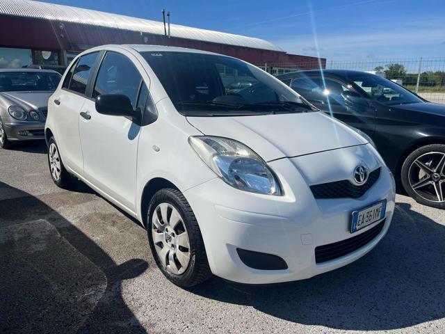 TOYOTA Yaris 1.0 5 porte Sol