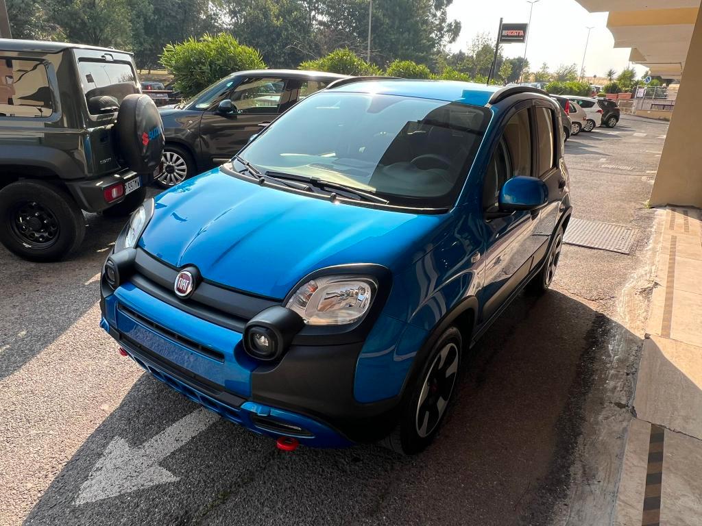 Fiat Panda Cross Panda 1.0 firefly hybrid Cross s&s 70cv 5p.ti