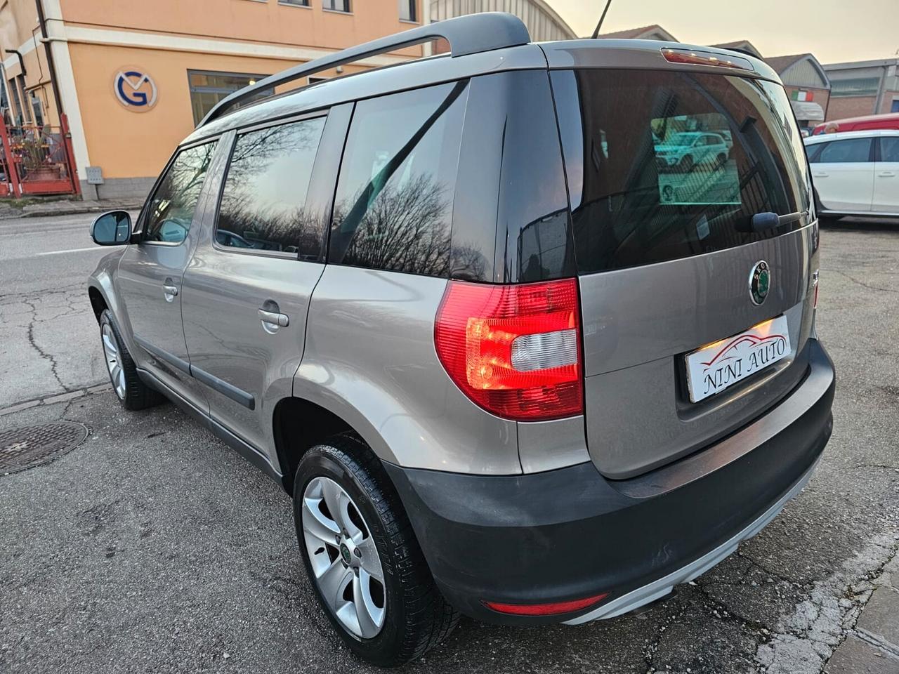 Skoda Yeti 1.6 TDI 105cv GreenLine*Unipro*Euro5*