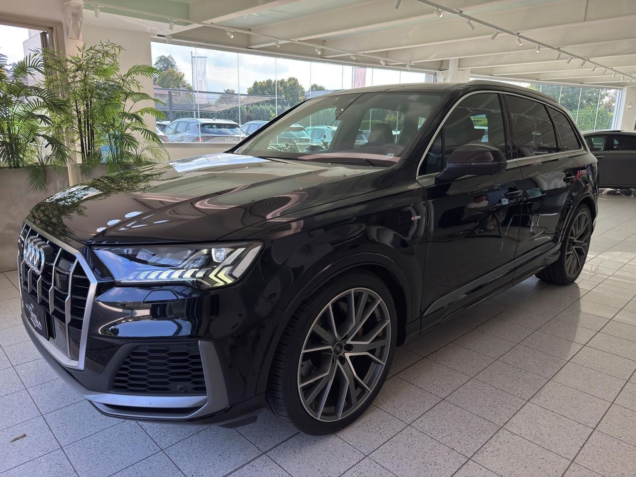 AUDI Q7 II 2019 50 3.0 tdi mhev quattro tiptronic 7p.ti