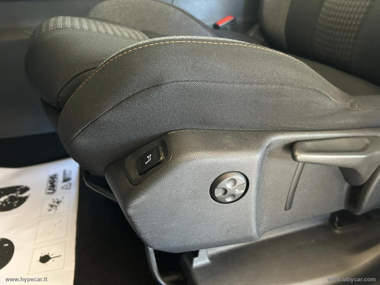 PEUGEOT 3008 BlueHDi 130 S&S EAT8 Allure