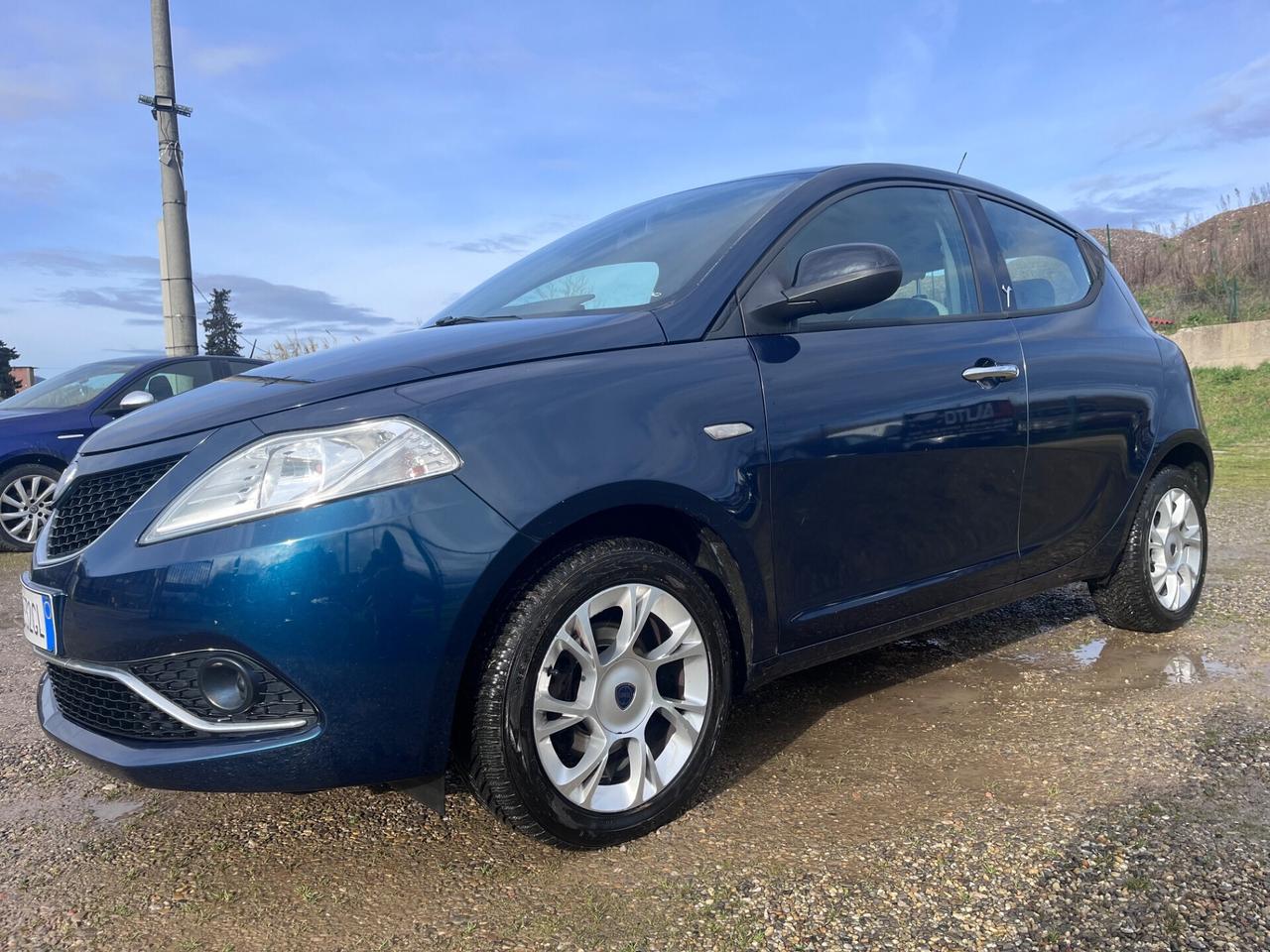 Lancia Ypsilon 1.3 MJT 16V 95 CV S&S Platinum