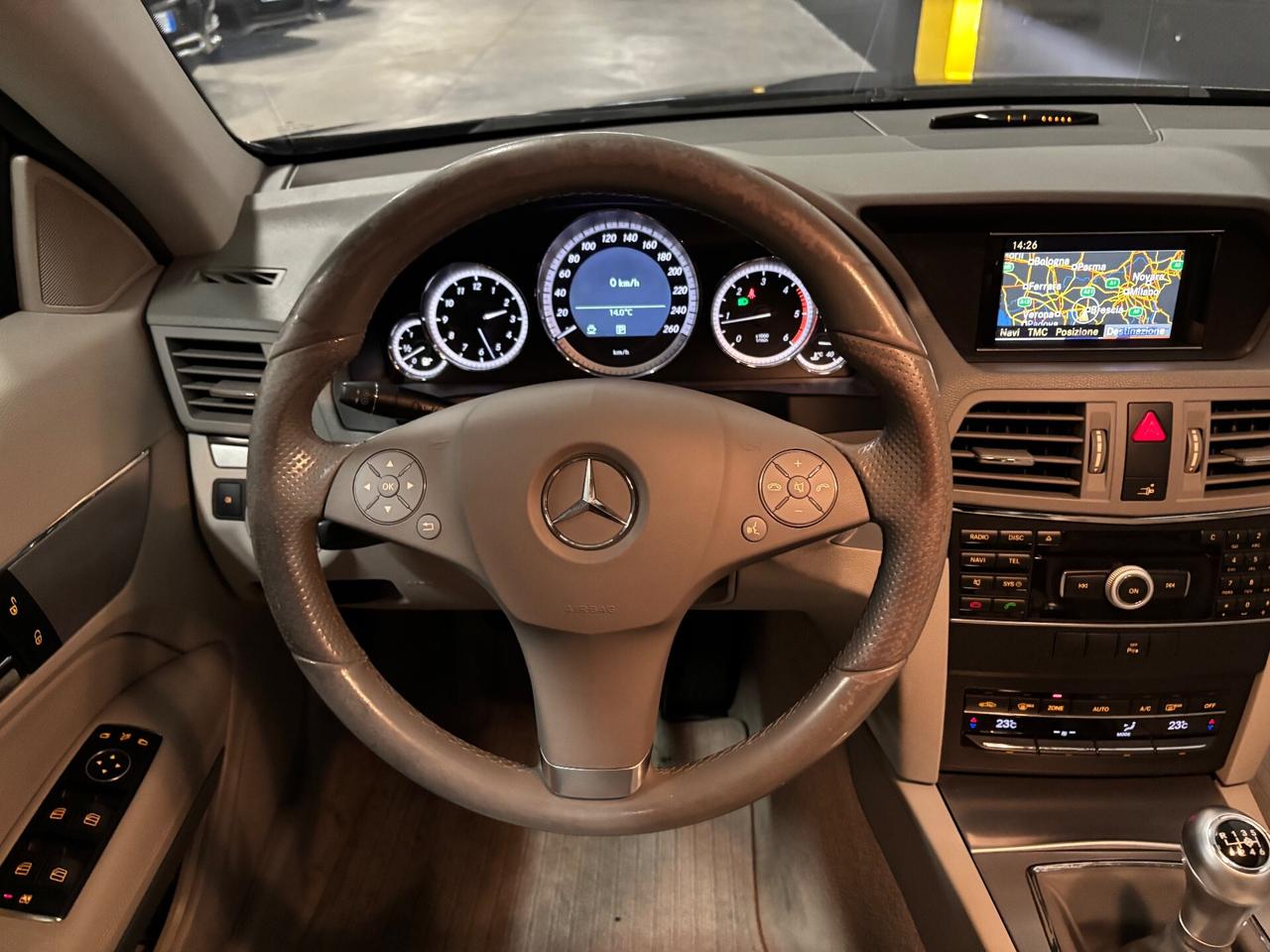 Mercedes-benz E 220 E 220 CDI Coupé Premium