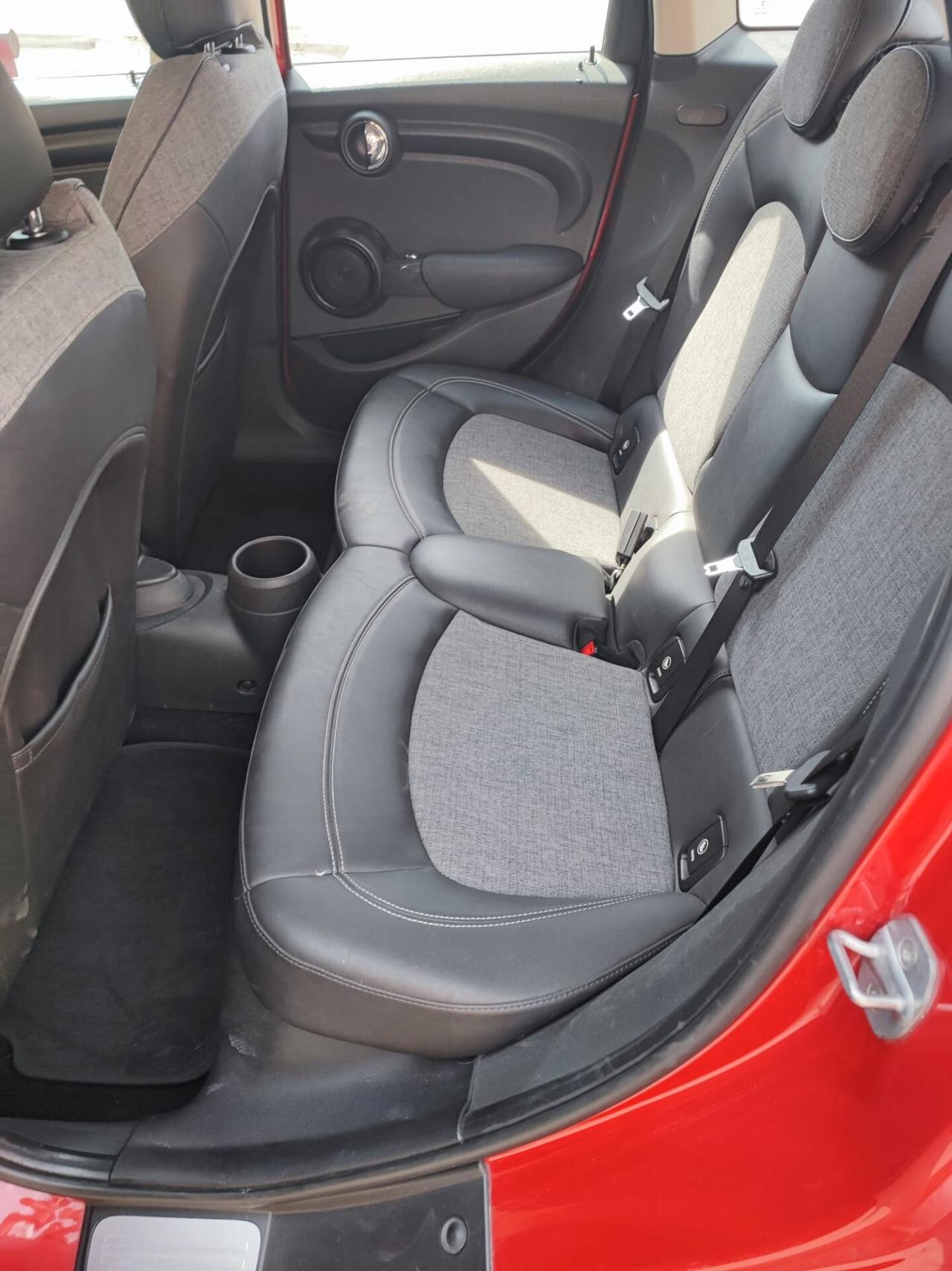 Mini Cooper D Clubman 2.0 Business Automatica
