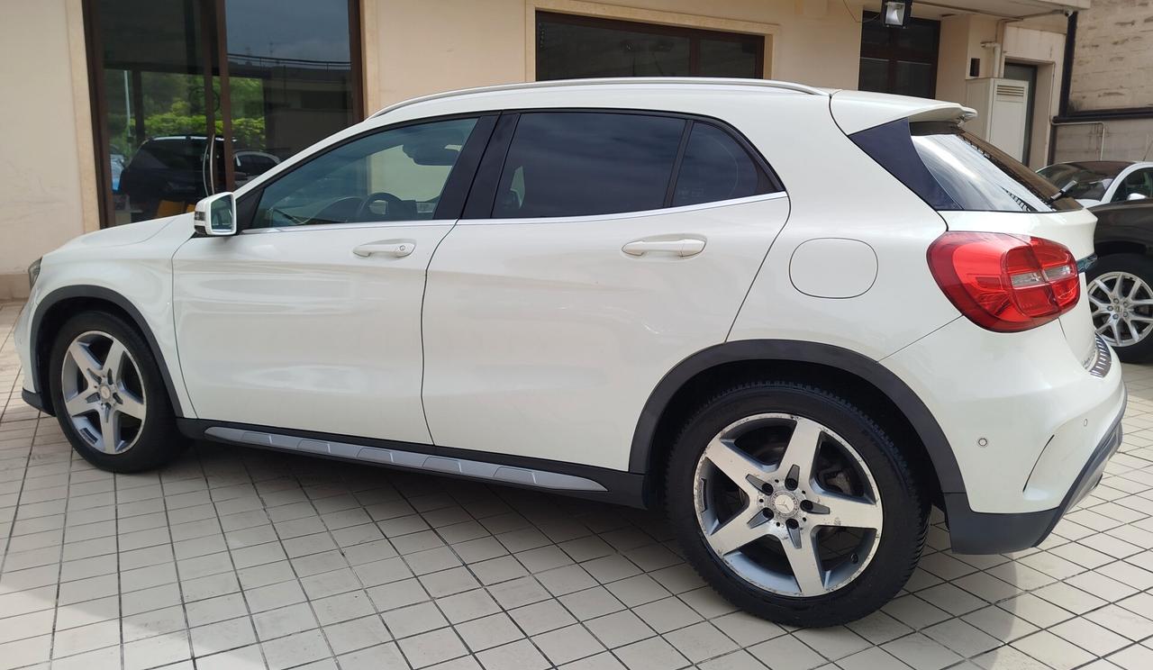 Mercedes-benz GLA 220 CDI Automatic 4Matic Premium Amg