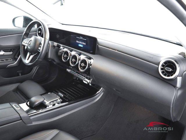 MERCEDES-BENZ CLA 180 d Automatic Shooting Brake