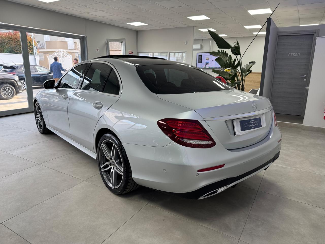 Mercedes-benz E 220 d Auto Premium Plus