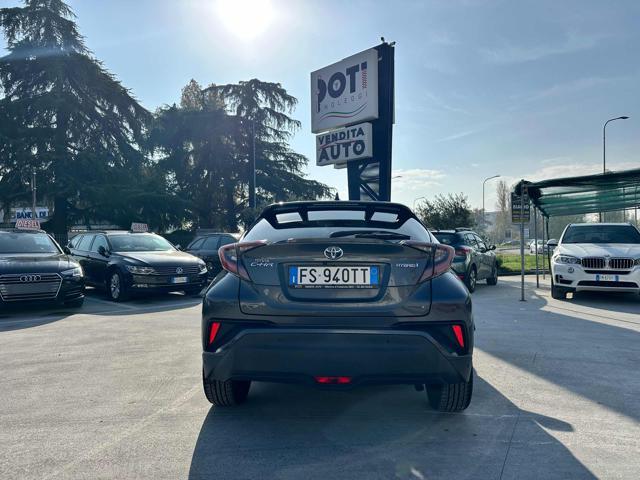 TOYOTA C-HR 1.8 Hybrid E-CVT Lounge OK NEOPATENTATI