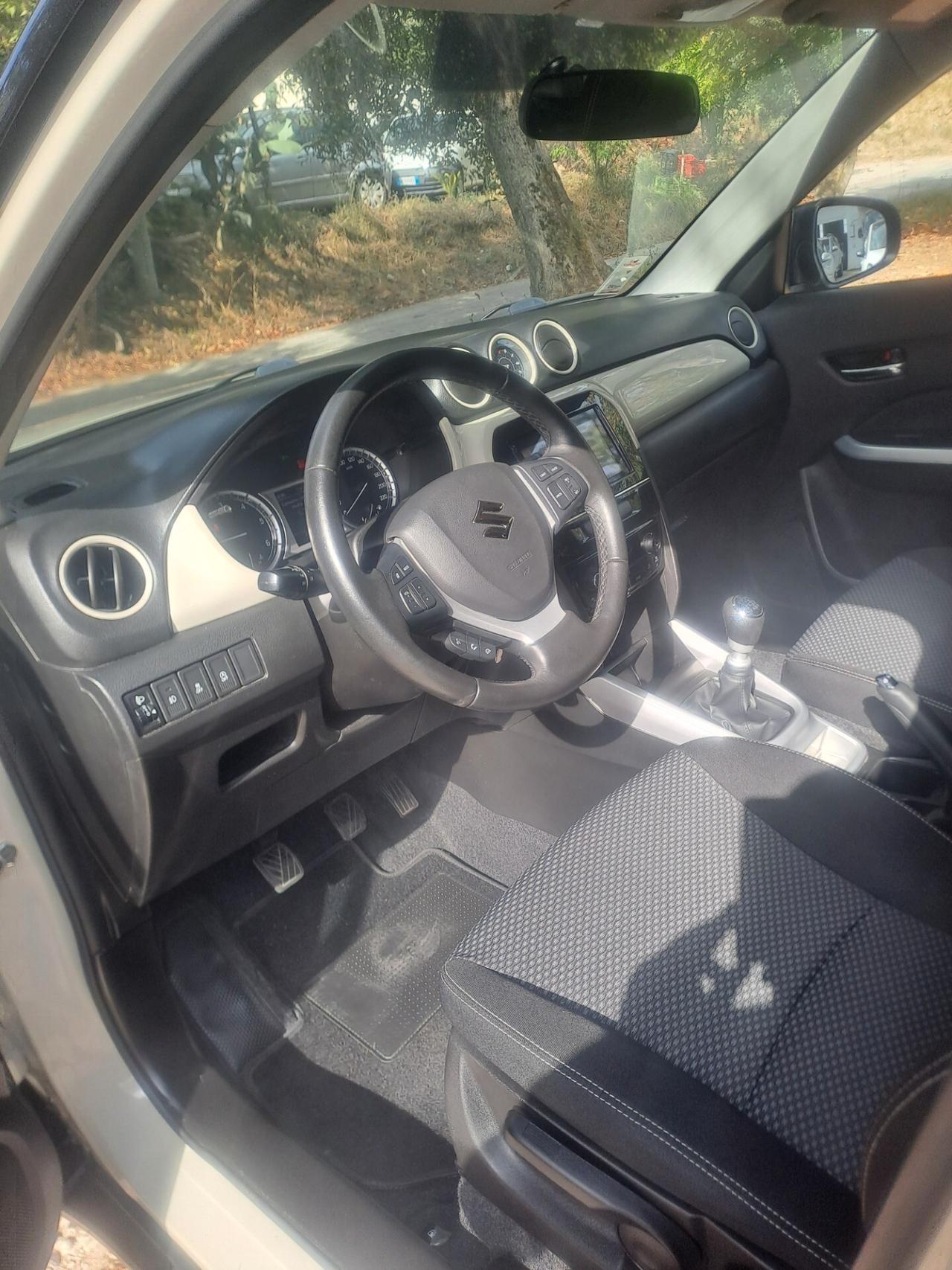 Suzuki Vitara 1.6 DDiS V-Top