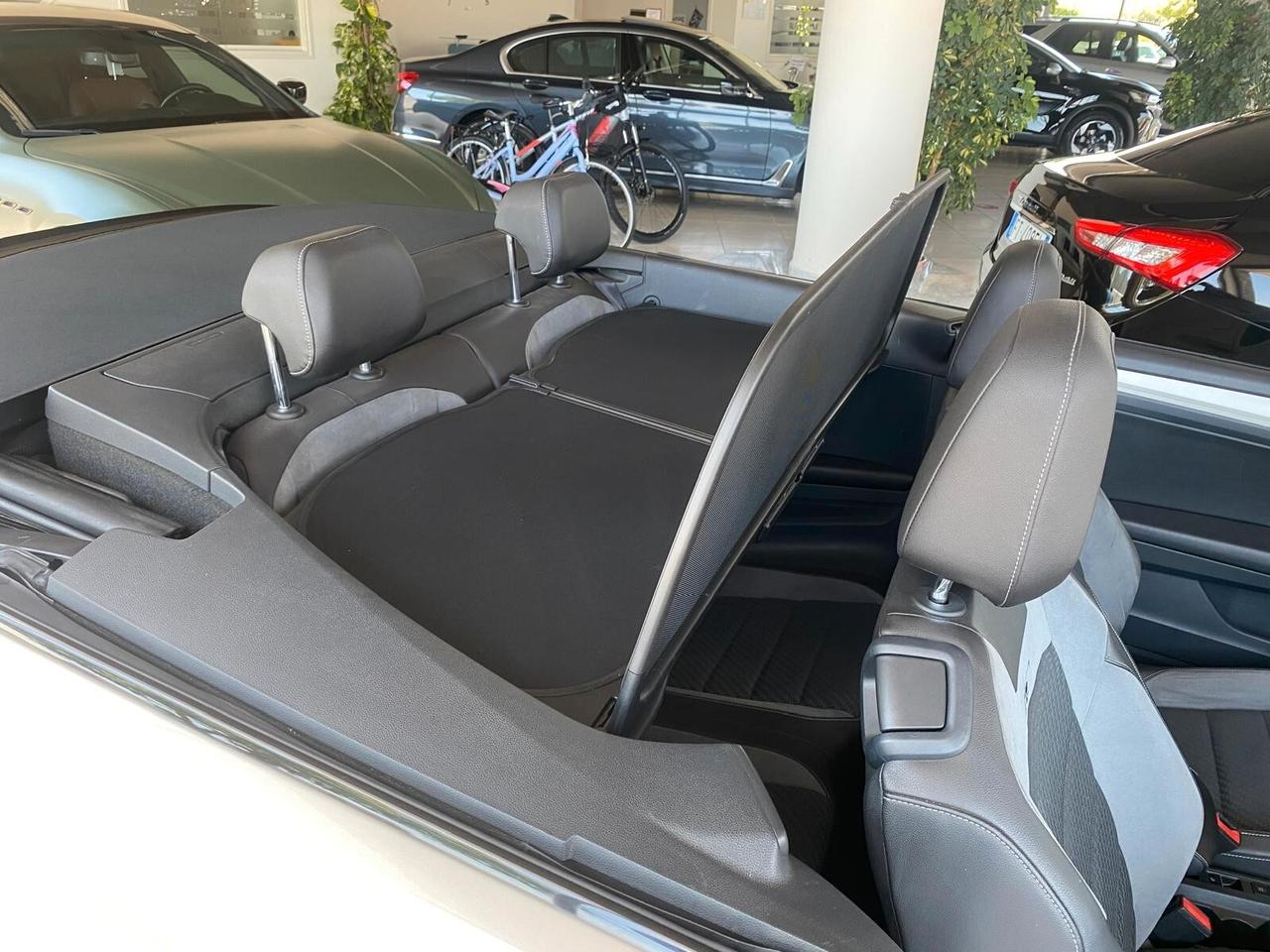 Volkswagen T-Roc Cabriolet 1.5 TSI ACT DSG R-Line