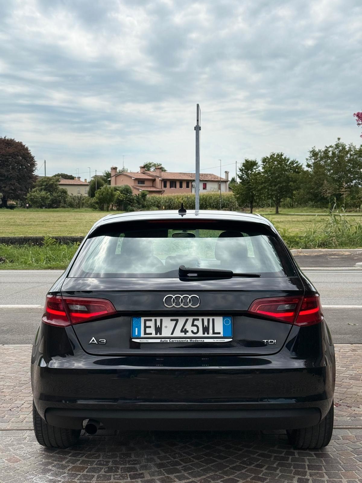 Audi A3 SPB 1.6 TDI clean diesel Ambition