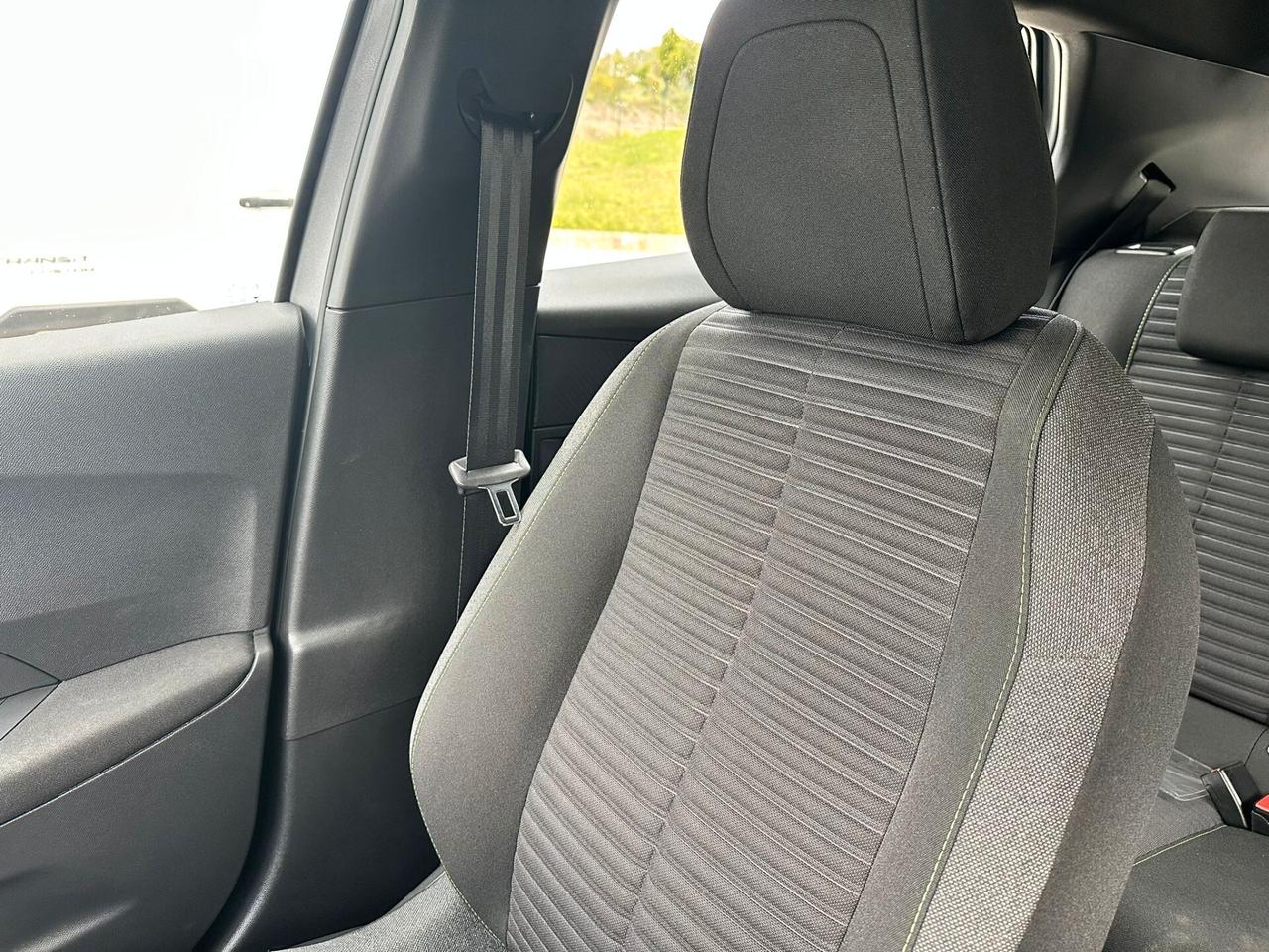 Peugeot 2008 PureTech 100 S&S Allure