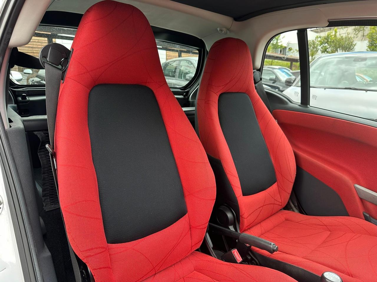 Smart ForTwo 1000 52 kW MHD coupé passion