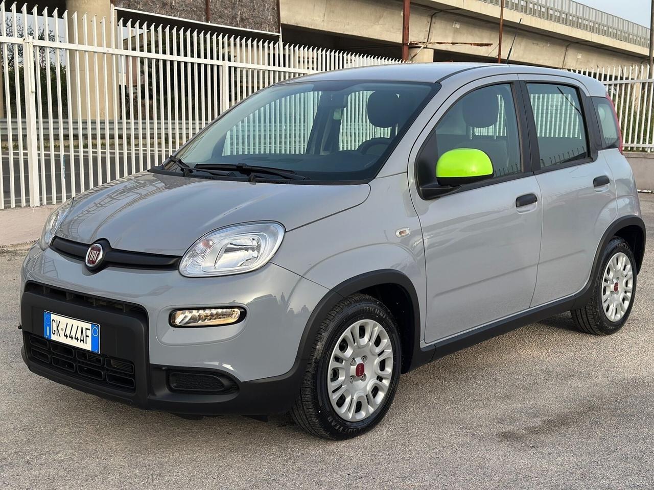 Fiat Panda 2022 1.0 FireFly ibrida/benzina 13.000