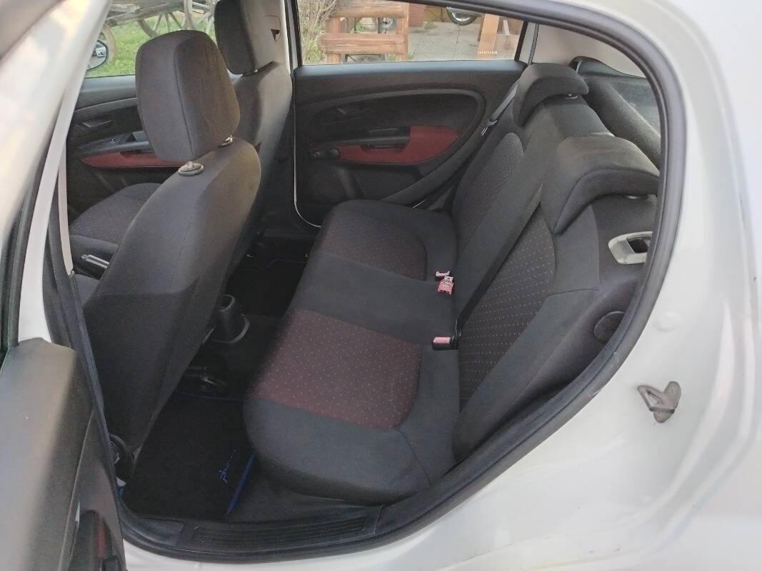 Fiat Punto 1.4 Dynamic 77cv 5p