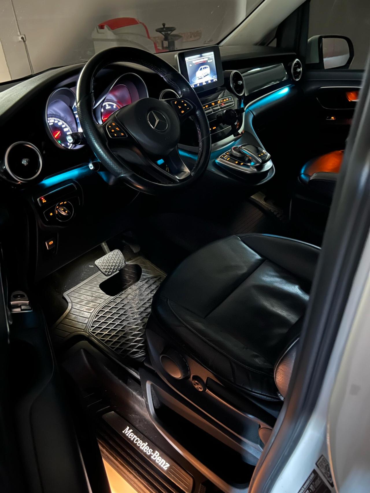 Mercedes-benz V 250 CDI BlueTEC Automatic Premium Extralong