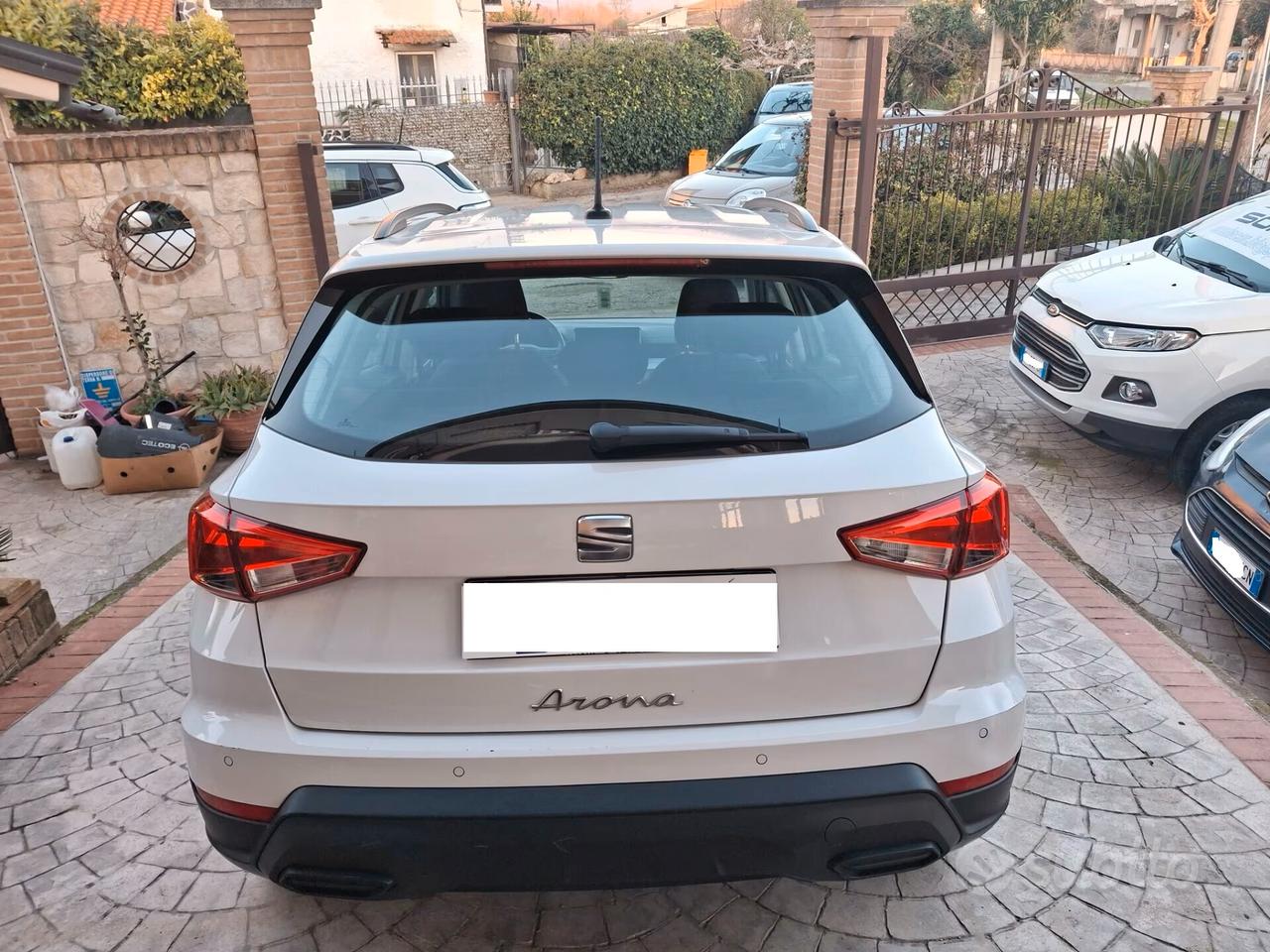 Seat Arona 1.0 TGI Style AUTOMATICA NAVI APPLE CAR PLAY CERCHI CAMERA PDC COMANDI VOLANTE LED