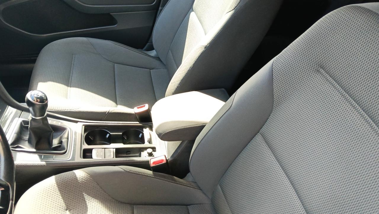 VW GOLF EXECUTIVE -PREZZO PROMO!