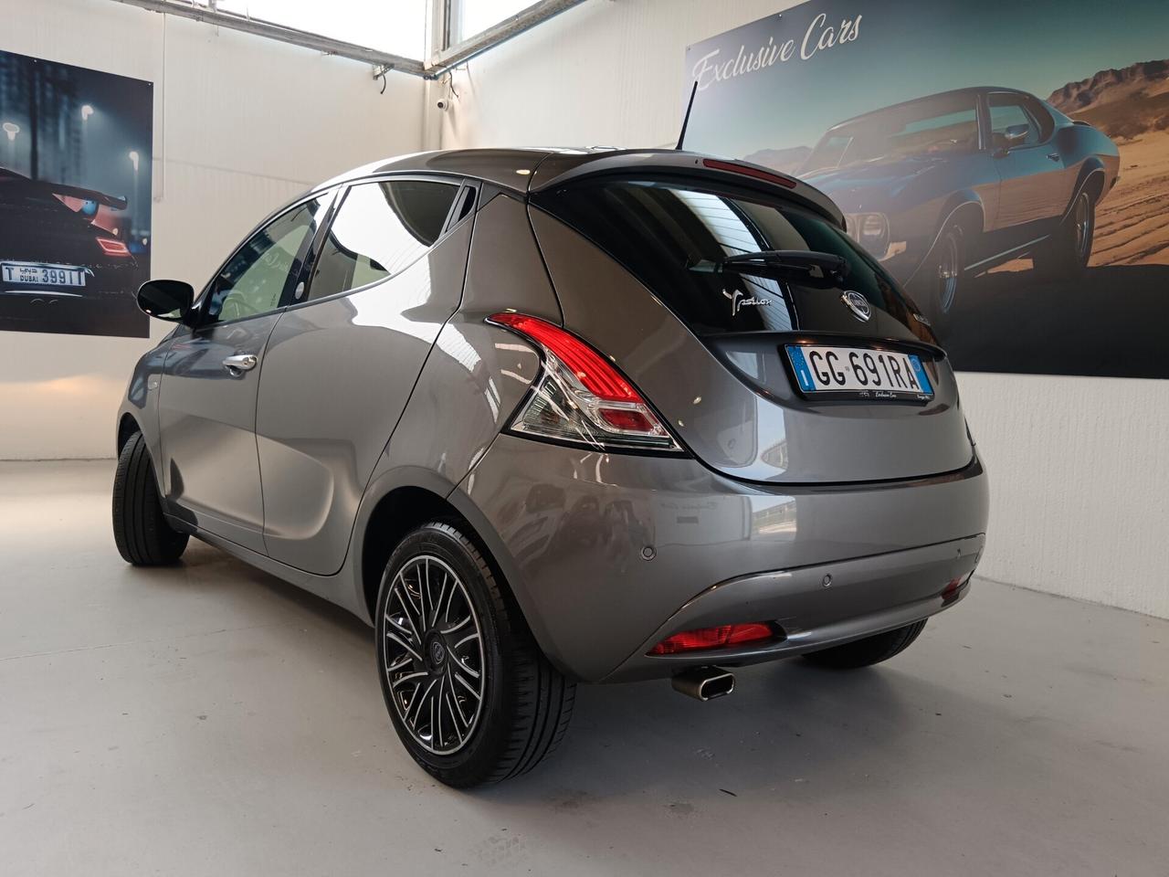 Lancia Ypsilon 1.0 FireFly 5 porte S&S Hybrid Ecochic Gold PREZZO REALE