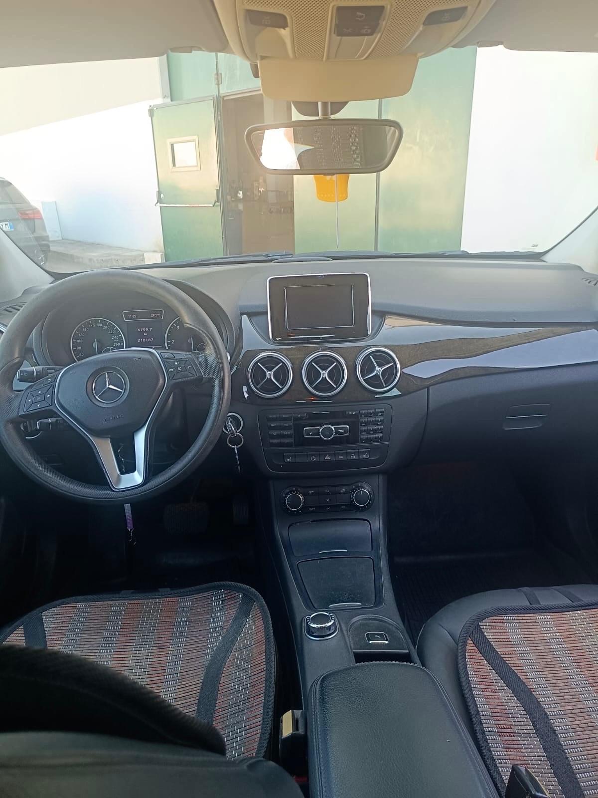 Mercedes-benz B 180 CDI BlueEFFICIENCY Premium