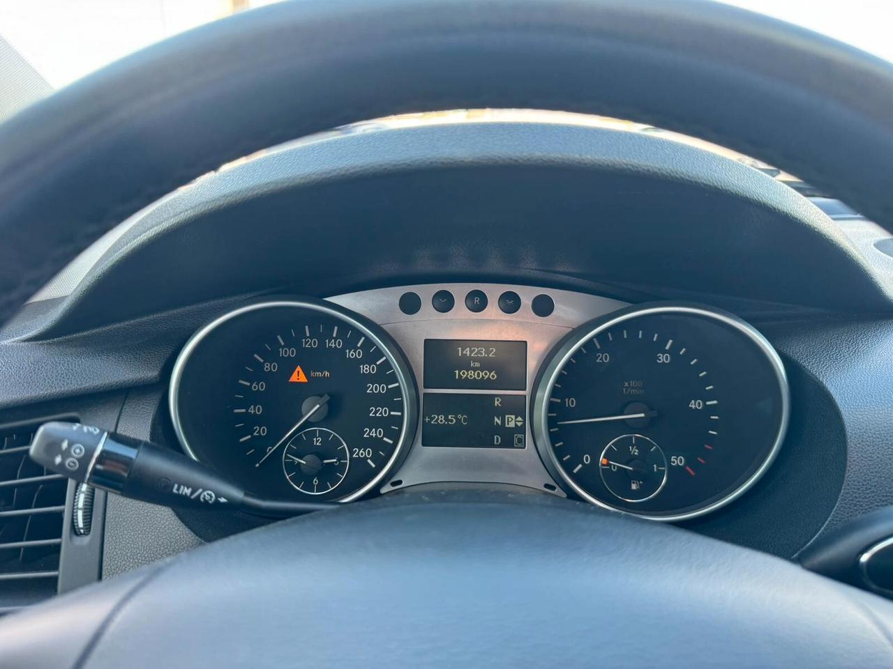 Mercedes-benz R 320 CDI cat 4Matic