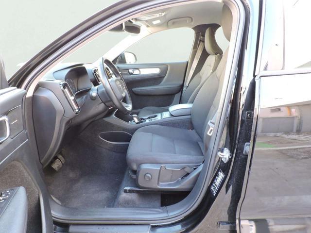 VOLVO XC40 D3 AWD Geartronic Momentum