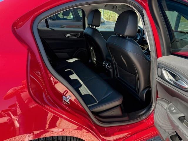 Alfa Romeo Giulia 2.0 Turbo 200 CV AT8 Super