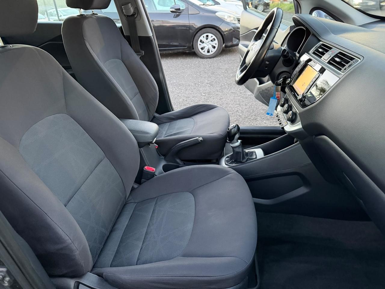 Kia Rio 1.1 CRDi 5p. Cool