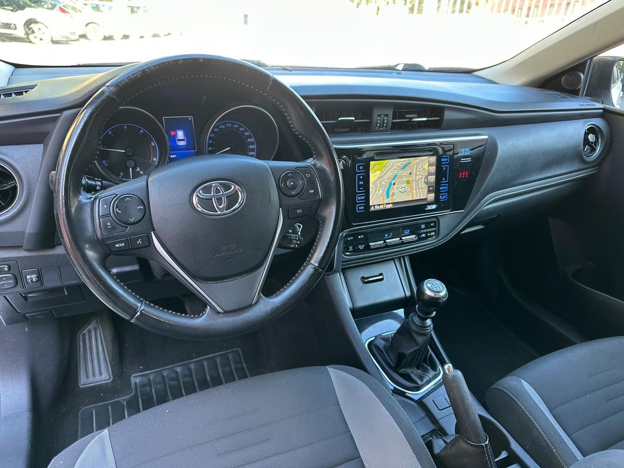 Toyota Auris Touring Sports 1.6 D-4D Business