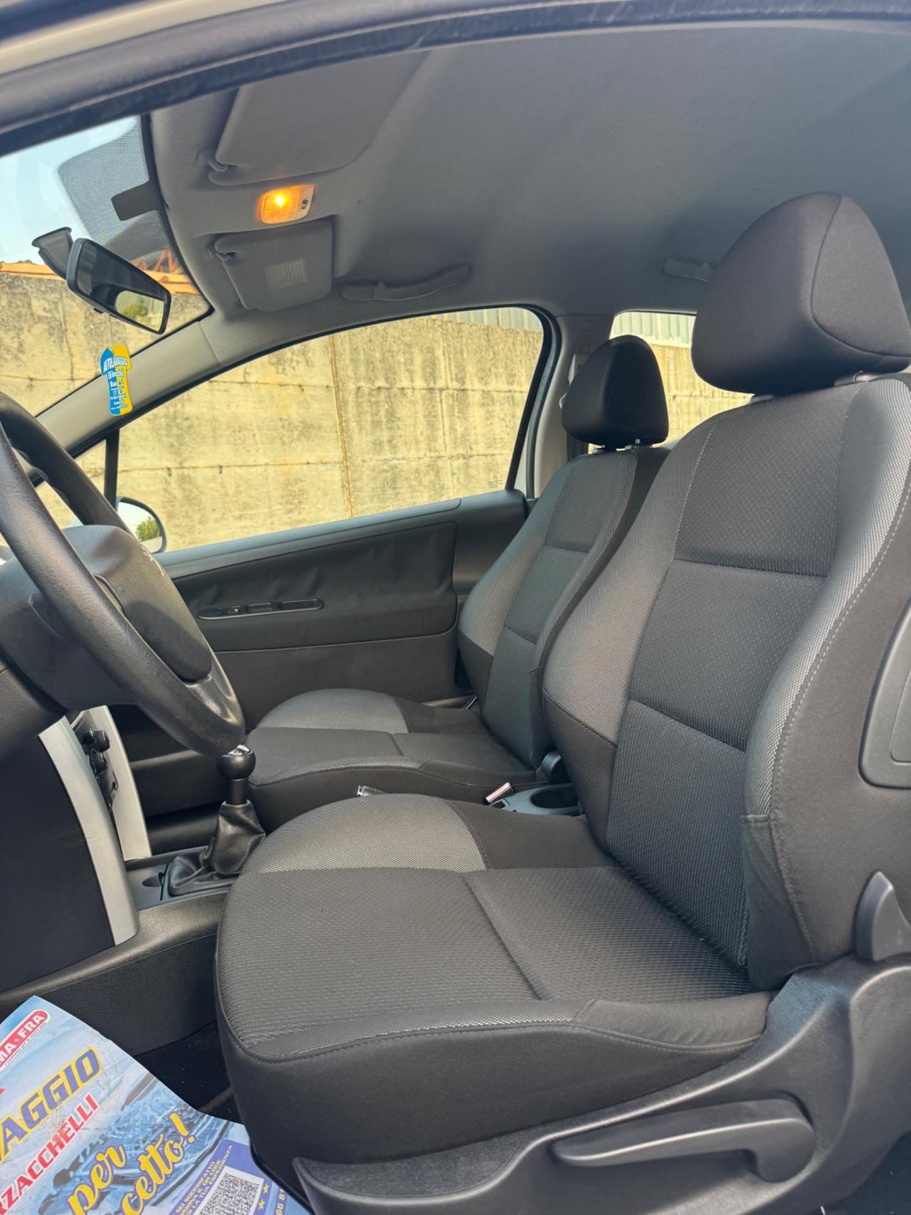 Peugeot 207 1.4 8V 75CV 3p. ECO GPL