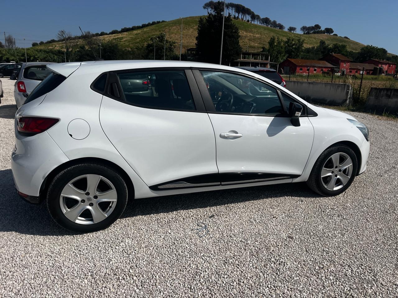 Renault Clio 1.2 75CV 5 porte Live