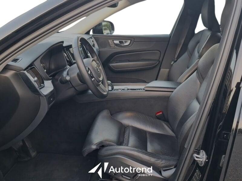 Volvo XC60 B4 197+14 CV Automatico Mild Hybrid Diesel Plus Dark