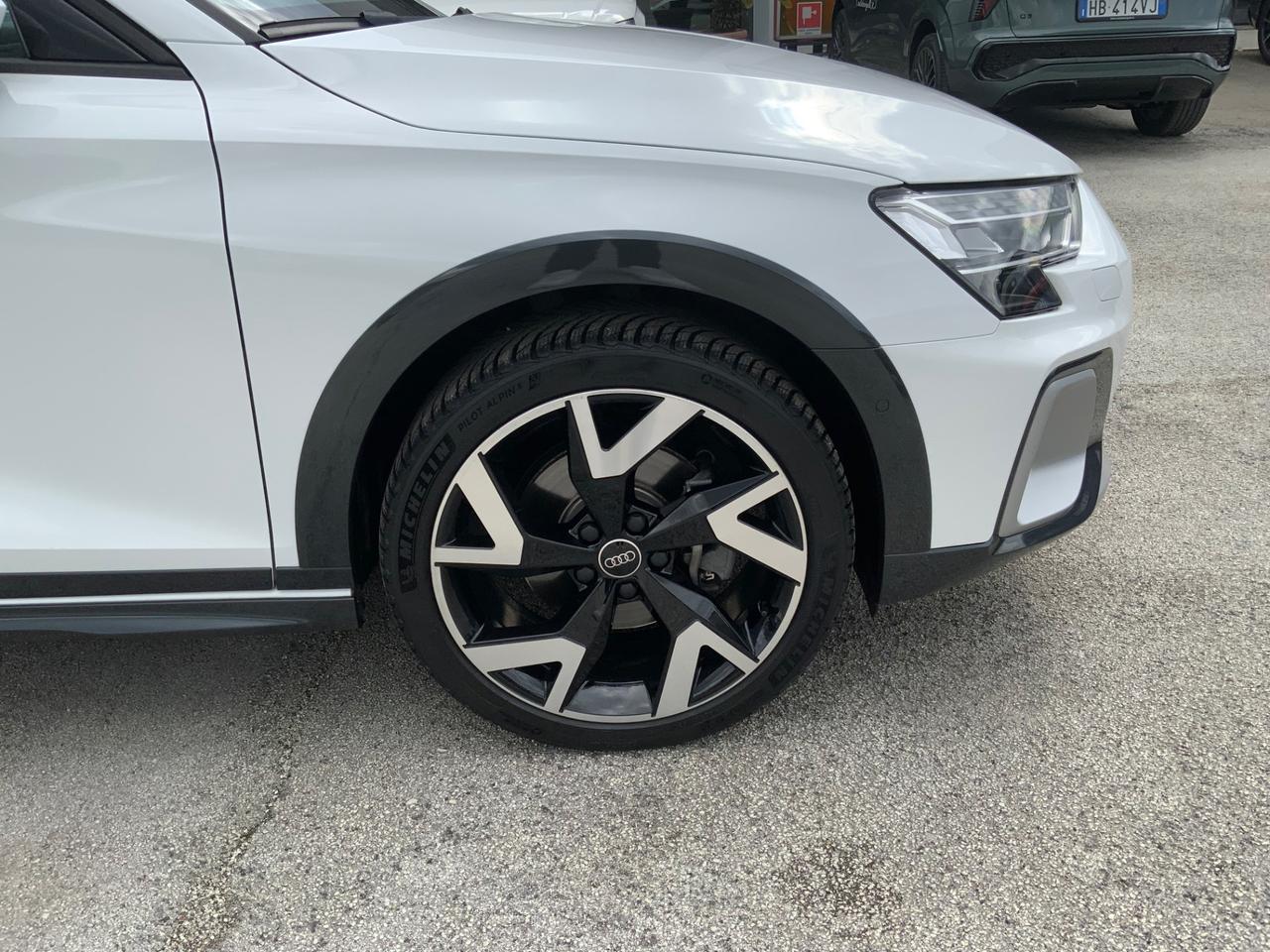 Audi A3 allstreet 35 TDI S tronic Identity Contrast