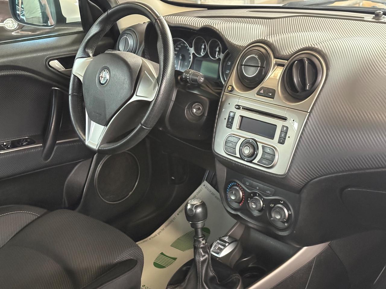 Alfa Romeo MiTo 1.4 105 CV M.air S&S Distinctive Sport Pack