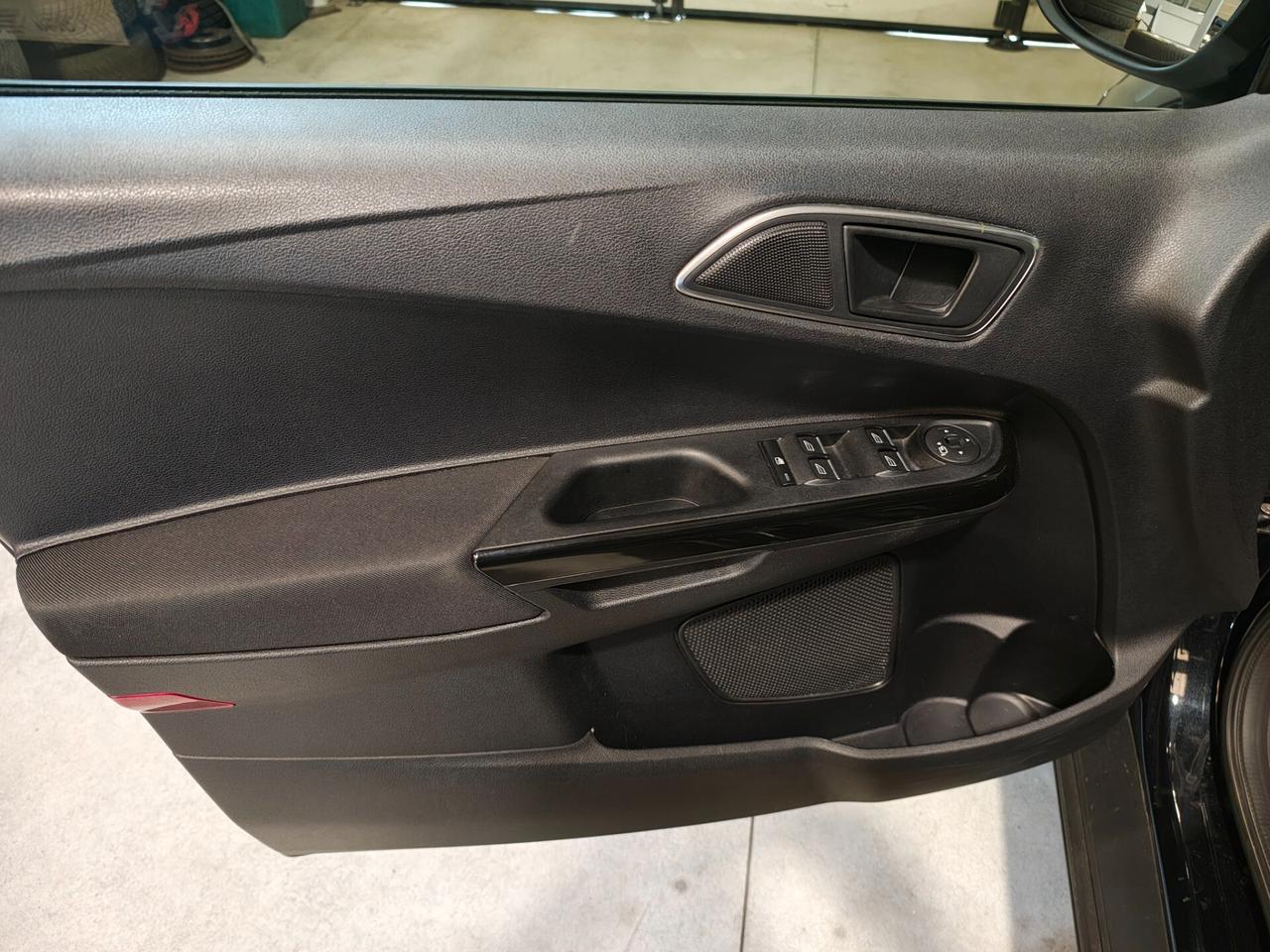 Ford B-Max 1.0 EcoBoost 100 CV Titanium*Service*